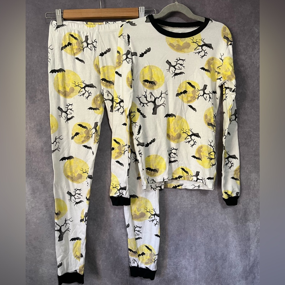 Burt’s Bees Spooky Pajamas Set